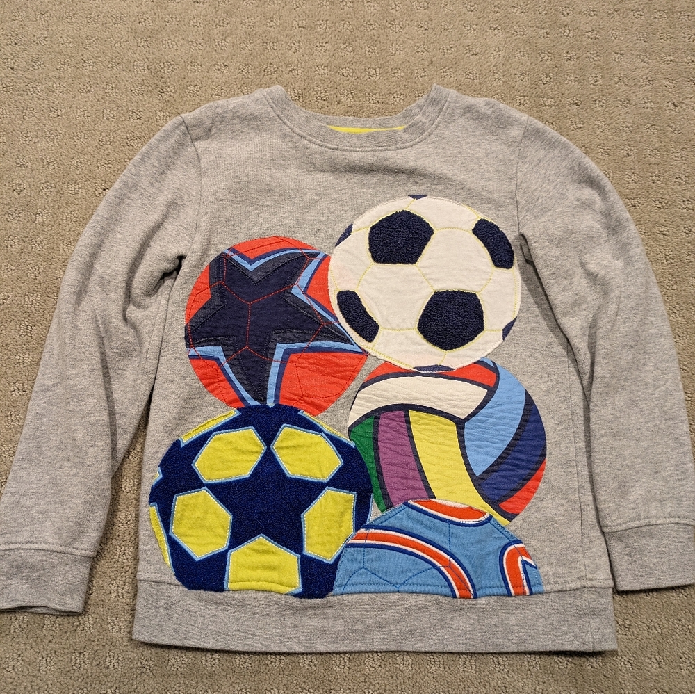 Mini Boden boys print and applique sports crew neck sweatshirt EUC size 8-9